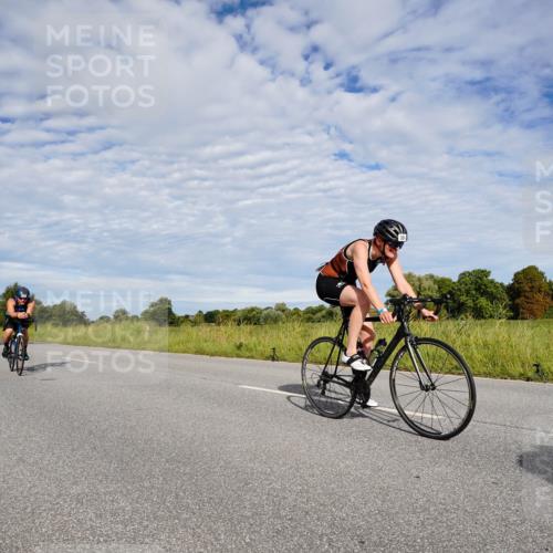31.08.2025 - Elbe Triathlon Hamburg Michael Burmester http://msf.ph/oto/8663840 31.08.2025 09:43:04 Radfahren 321, 324, 605, 623, 624, 732, 795, 833, 837 meine-sportfotos.de