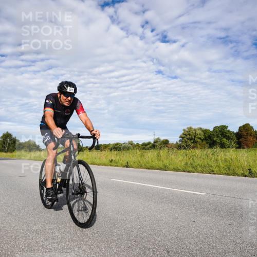 31.08.2025 - Elbe Triathlon Hamburg Michael Burmester http://msf.ph/oto/8663846 31.08.2025 09:43:07 Radfahren 321, 605, 622, 624, 795 meine-sportfotos.de