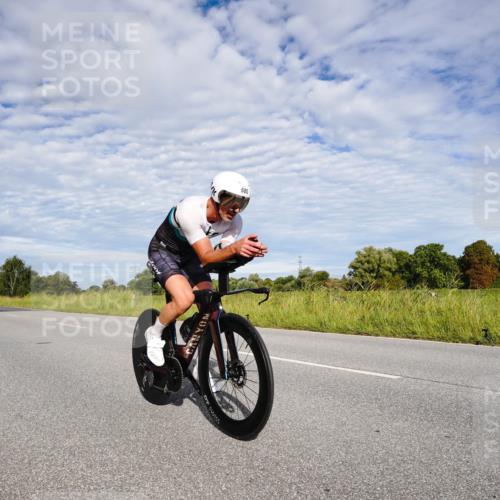 31.08.2025 - Elbe Triathlon Hamburg Michael Burmester http://msf.ph/oto/8663860 31.08.2025 09:43:28 Radfahren 383, 461, 519, 567, 680, 835, 888 meine-sportfotos.de