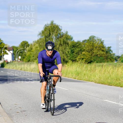 31.08.2025 - Elbe Triathlon Hamburg Michael Burmester http://msf.ph/oto/8663864 31.08.2025 09:20:45 Radfahren 242, 289, 561 meine-sportfotos.de