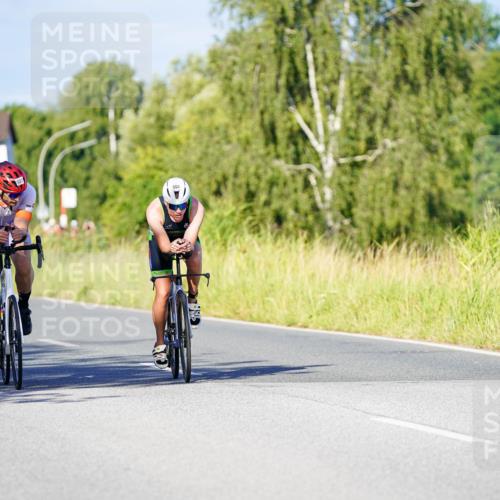 31.08.2025 - Elbe Triathlon Hamburg Michael Burmester http://msf.ph/oto/8663869 31.08.2025 09:20:53 Radfahren 458, 482, 537, 553 meine-sportfotos.de