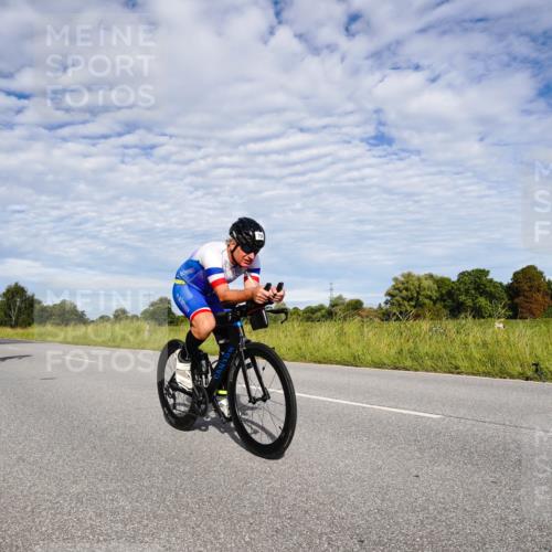 31.08.2025 - Elbe Triathlon Hamburg Michael Burmester http://msf.ph/oto/8663978 31.08.2025 09:45:29 Radfahren 393, 431, 489, 566, 607, 664, 709, 756 meine-sportfotos.de