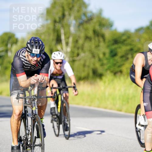 31.08.2025 - Elbe Triathlon Hamburg Michael Burmester http://msf.ph/oto/8663997 31.08.2025 09:21:34 Radfahren 264, 440, 478, 532, 595, 603 meine-sportfotos.de