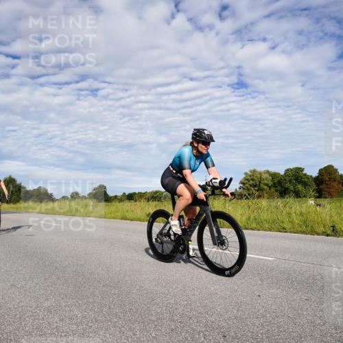 31.08.2025 - Elbe Triathlon Hamburg Michael Burmester http://msf.ph/oto/8664013 31.08.2025 09:45:50 Radfahren 305, 534, 588, 905, 930 meine-sportfotos.de