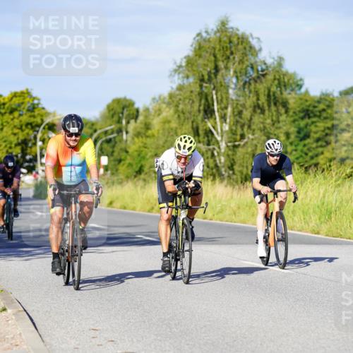 31.08.2025 - Elbe Triathlon Hamburg Michael Burmester http://msf.ph/oto/8664088 31.08.2025 09:22:21 Radfahren 169, 254, 344, 425, 500, 656 meine-sportfotos.de
