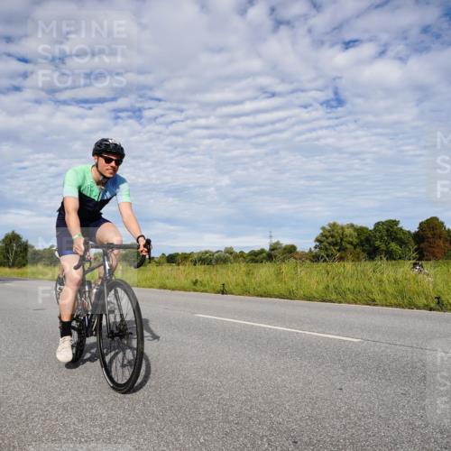 31.08.2025 - Elbe Triathlon Hamburg Michael Burmester http://msf.ph/oto/8664112 31.08.2025 09:47:16 Radfahren 400, 531, 533, 545, 723, 749, 915 meine-sportfotos.de