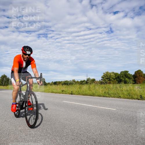 31.08.2025 - Elbe Triathlon Hamburg Michael Burmester http://msf.ph/oto/8664144 31.08.2025 09:47:47 Radfahren 256, 374, 413, 674, 912 meine-sportfotos.de
