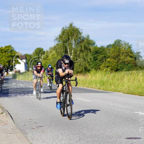 31.08.2025 - Elbe Triathlon Hamburg Michael Burmester http://msf.ph/oto/8664160 31.08.2025 09:22:39 Radfahren 166, 181, 193, 195, 304, 391, 430, 479, 834 meine-sportfotos.de