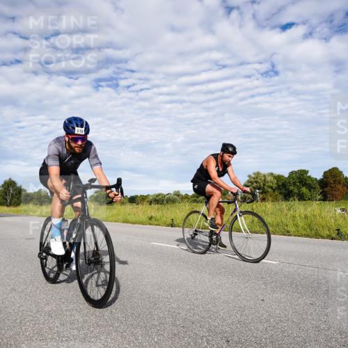 31.08.2025 - Elbe Triathlon Hamburg Michael Burmester http://msf.ph/oto/8664185 31.08.2025 09:48:21 Radfahren 291, 510, 547, 577, 654, 713, 746, 807, 902 meine-sportfotos.de
