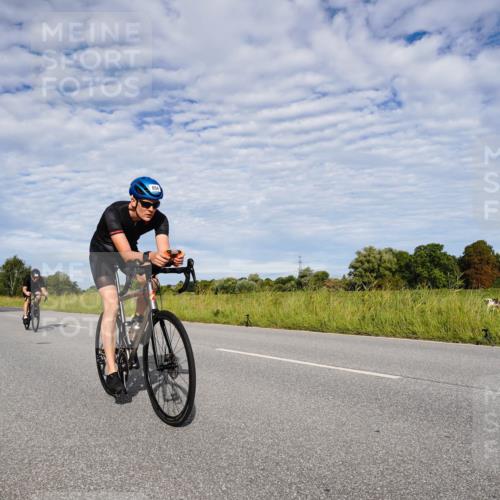 31.08.2025 - Elbe Triathlon Hamburg Michael Burmester http://msf.ph/oto/8664194 31.08.2025 09:48:28 Radfahren 291, 547, 654, 682, 844, 903 meine-sportfotos.de