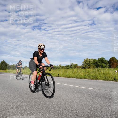 31.08.2025 - Elbe Triathlon Hamburg Michael Burmester http://msf.ph/oto/8664206 31.08.2025 09:48:37 Radfahren 441, 682, 696, 878 meine-sportfotos.de