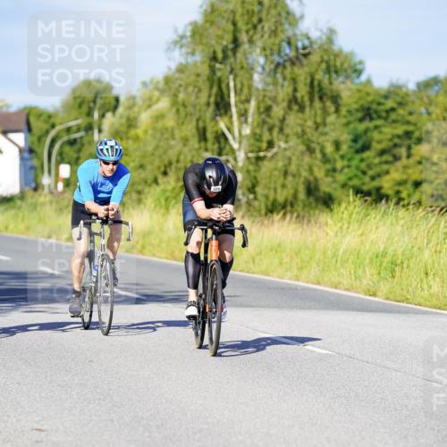 31.08.2025 - Elbe Triathlon Hamburg Michael Burmester http://msf.ph/oto/8664214 31.08.2025 09:23:01 Radfahren 325, 386, 406, 429, 575 meine-sportfotos.de