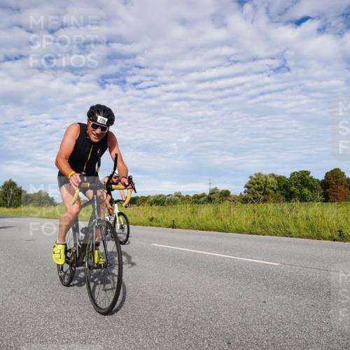 31.08.2025 - Elbe Triathlon Hamburg Michael Burmester http://msf.ph/oto/8664245 31.08.2025 09:49:07 Radfahren 319, 428, 532, 614, 710, 726, 727 meine-sportfotos.de