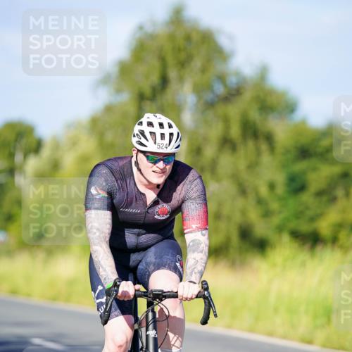 31.08.2025 - Elbe Triathlon Hamburg Michael Burmester http://msf.ph/oto/8664264 31.08.2025 09:23:25 Radfahren 234, 524, 529 meine-sportfotos.de