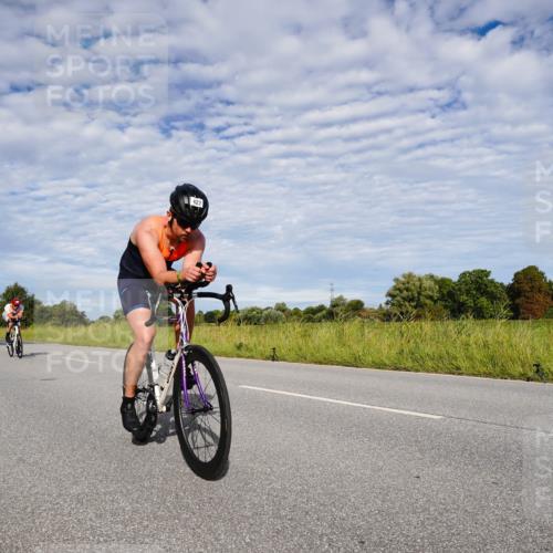 31.08.2025 - Elbe Triathlon Hamburg Michael Burmester http://msf.ph/oto/8664276 31.08.2025 09:49:29 Radfahren 173, 365, 410, 422, 426, 430, 537, 594, 762, 783 meine-sportfotos.de