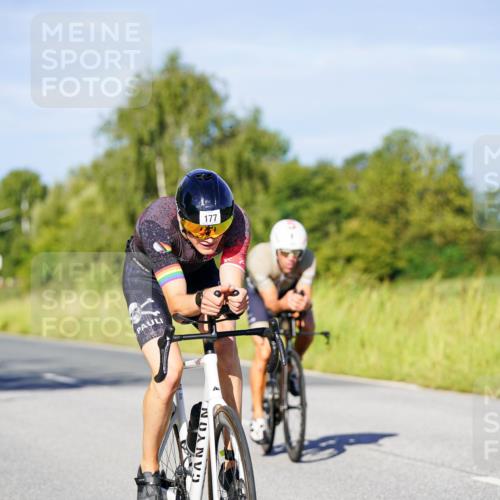 31.08.2025 - Elbe Triathlon Hamburg Michael Burmester http://msf.ph/oto/8664285 31.08.2025 09:23:42 Radfahren 177, 198, 252, 331, 370, 449, 497, 616 meine-sportfotos.de