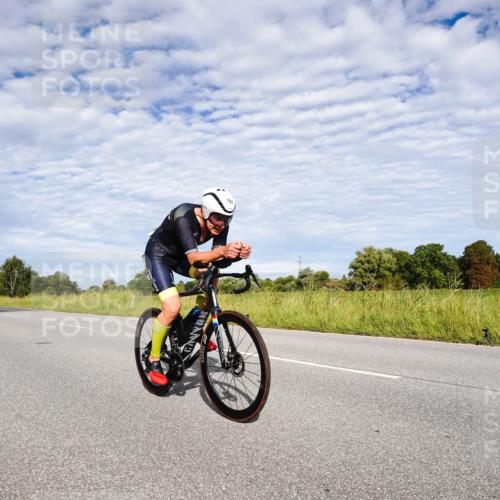 31.08.2025 - Elbe Triathlon Hamburg Michael Burmester http://msf.ph/oto/8664305 31.08.2025 09:50:03 Radfahren 504, 824, 863 meine-sportfotos.de