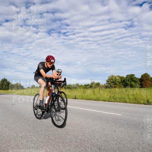 31.08.2025 - Elbe Triathlon Hamburg Michael Burmester http://msf.ph/oto/8664328 31.08.2025 09:50:35 Radfahren 502, 612, 728, 766 meine-sportfotos.de