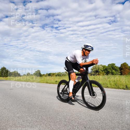 31.08.2025 - Elbe Triathlon Hamburg Michael Burmester http://msf.ph/oto/8664366 31.08.2025 09:50:57 Radfahren 596, 744, 812 meine-sportfotos.de