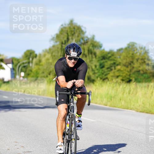 31.08.2025 - Elbe Triathlon Hamburg Michael Burmester http://msf.ph/oto/8664370 31.08.2025 09:23:59 Radfahren 185, 212, 309, 353, 432, 436, 470, 481, 549, 639, 695 meine-sportfotos.de