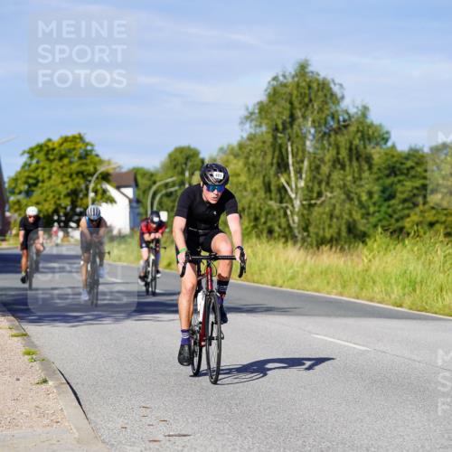 31.08.2025 - Elbe Triathlon Hamburg Michael Burmester http://msf.ph/oto/8664375 31.08.2025 09:24:01 Radfahren 185, 309, 436, 470, 481, 549, 639, 695 meine-sportfotos.de