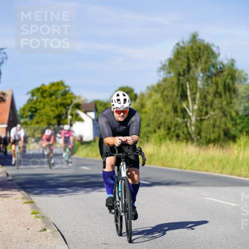 31.08.2025 - Elbe Triathlon Hamburg Michael Burmester http://msf.ph/oto/8664419 31.08.2025 09:24:13 Radfahren 233, 335, 473, 487, 511, 536, 728 meine-sportfotos.de