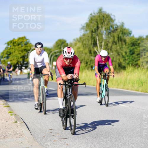 31.08.2025 - Elbe Triathlon Hamburg Michael Burmester http://msf.ph/oto/8664428 31.08.2025 09:24:17 Radfahren 233, 288, 335, 435, 454, 473, 487, 728 meine-sportfotos.de
