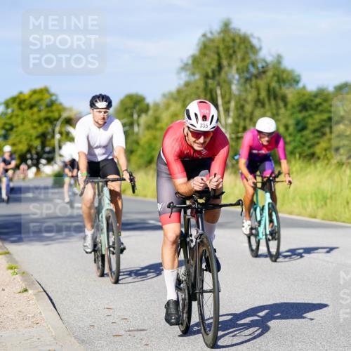 31.08.2025 - Elbe Triathlon Hamburg Michael Burmester http://msf.ph/oto/8664431 31.08.2025 09:24:17 Radfahren 233, 288, 335, 435, 454, 473, 487, 728 meine-sportfotos.de