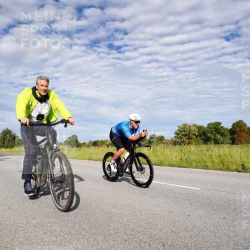31.08.2025 - Elbe Triathlon Hamburg Michael Burmester http://msf.ph/oto/8664450 31.08.2025 09:52:19 Radfahren 297, 386, 517, 642, 703, 747, 895 meine-sportfotos.de