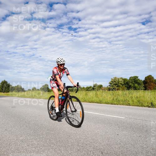 31.08.2025 - Elbe Triathlon Hamburg Michael Burmester http://msf.ph/oto/8664463 31.08.2025 09:52:31 Radfahren 327, 575, 789 meine-sportfotos.de