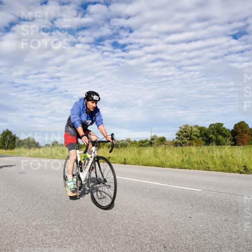 31.08.2025 - Elbe Triathlon Hamburg Michael Burmester http://msf.ph/oto/8664475 31.08.2025 09:52:46 Radfahren 543, 606, 741, 788, 809 meine-sportfotos.de