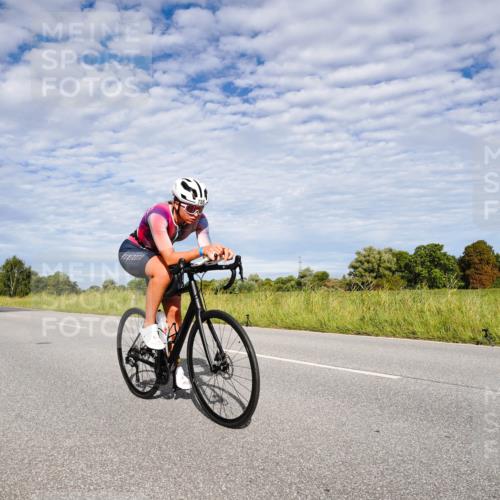 31.08.2025 - Elbe Triathlon Hamburg Michael Burmester http://msf.ph/oto/8664477 31.08.2025 09:52:46 Radfahren 543, 606, 741, 788, 809 meine-sportfotos.de