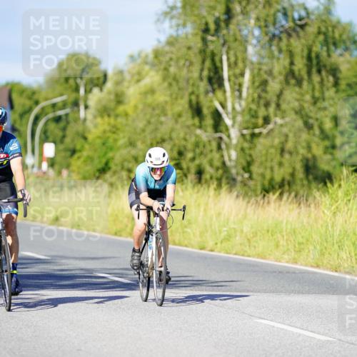 31.08.2025 - Elbe Triathlon Hamburg Michael Burmester http://msf.ph/oto/8664494 31.08.2025 09:24:37 Radfahren 267, 417 meine-sportfotos.de
