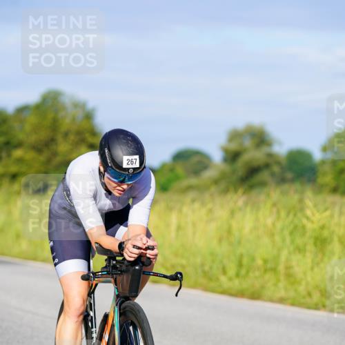31.08.2025 - Elbe Triathlon Hamburg Michael Burmester http://msf.ph/oto/8664511 31.08.2025 09:24:41 Radfahren 239, 267, 351, 417, 638 meine-sportfotos.de