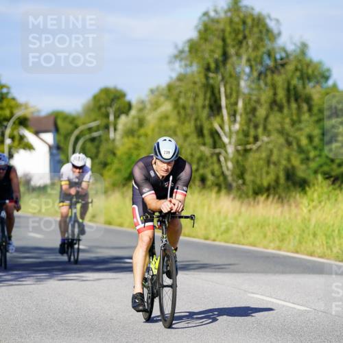 31.08.2025 - Elbe Triathlon Hamburg Michael Burmester http://msf.ph/oto/8664520 31.08.2025 09:24:46 Radfahren 239, 351, 373, 403, 456, 457, 597, 627, 638 meine-sportfotos.de