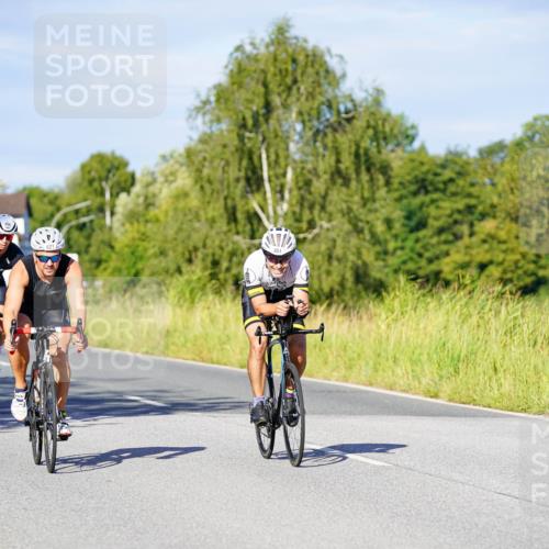 31.08.2025 - Elbe Triathlon Hamburg Michael Burmester http://msf.ph/oto/8664529 31.08.2025 09:24:48 Radfahren 239, 260, 351, 373, 403, 456, 457, 597, 627, 638 meine-sportfotos.de