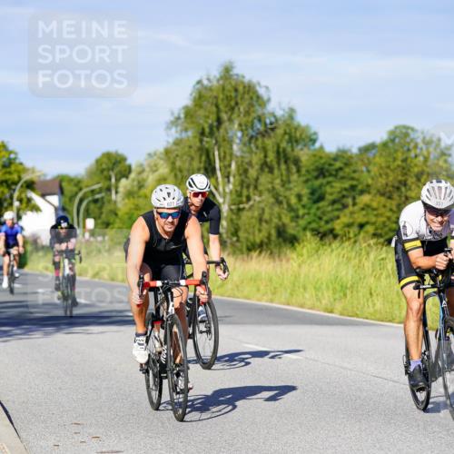 31.08.2025 - Elbe Triathlon Hamburg Michael Burmester http://msf.ph/oto/8664533 31.08.2025 09:24:48 Radfahren 239, 260, 351, 373, 403, 456, 457, 597, 627, 638 meine-sportfotos.de