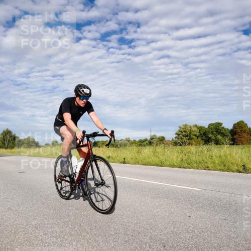 31.08.2025 - Elbe Triathlon Hamburg Michael Burmester http://msf.ph/oto/8664541 31.08.2025 09:53:36 Radfahren 391, 478, 481, 524, 549, 574, 639, 724, 768, 922 meine-sportfotos.de