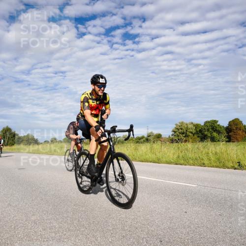 31.08.2025 - Elbe Triathlon Hamburg Michael Burmester http://msf.ph/oto/8664568 31.08.2025 09:54:22 Radfahren 415, 434, 471, 525, 698, 725 meine-sportfotos.de