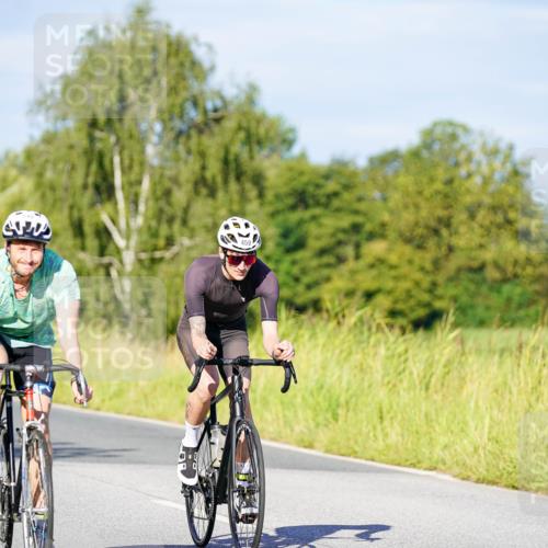31.08.2025 - Elbe Triathlon Hamburg Michael Burmester http://msf.ph/oto/8664614 31.08.2025 09:25:16 Radfahren 293, 459, 462, 546, 753 meine-sportfotos.de