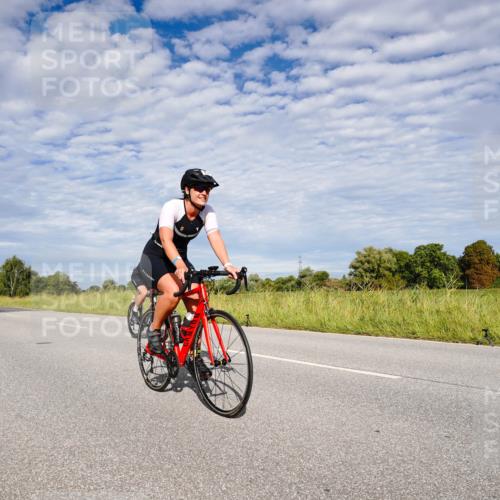 31.08.2025 - Elbe Triathlon Hamburg Michael Burmester http://msf.ph/oto/8664621 31.08.2025 09:55:15 Radfahren 444, 598, 701, 716, 785, 852 meine-sportfotos.de