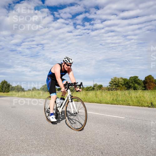 31.08.2025 - Elbe Triathlon Hamburg Michael Burmester http://msf.ph/oto/8664627 31.08.2025 09:55:17 Radfahren 444, 598, 701, 716, 785, 852 meine-sportfotos.de