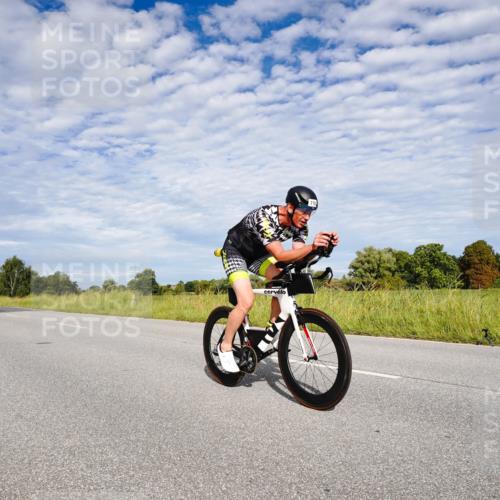 31.08.2025 - Elbe Triathlon Hamburg Michael Burmester http://msf.ph/oto/8664716 31.08.2025 09:56:46 Radfahren 602, 680, 711, 715, 815 meine-sportfotos.de