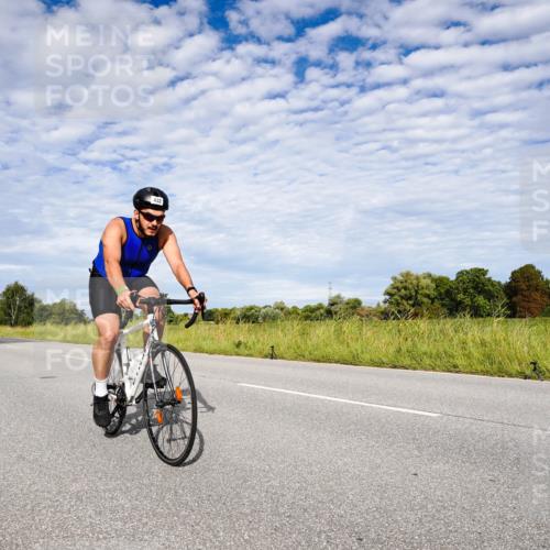 31.08.2025 - Elbe Triathlon Hamburg Michael Burmester http://msf.ph/oto/8664733 31.08.2025 09:57:04 Radfahren 288, 432, 608 meine-sportfotos.de