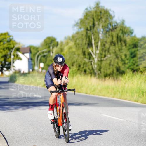 31.08.2025 - Elbe Triathlon Hamburg Michael Burmester http://msf.ph/oto/8664768 31.08.2025 09:26:03 Radfahren 301, 523, 551 meine-sportfotos.de