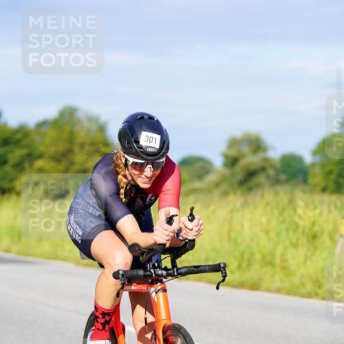 31.08.2025 - Elbe Triathlon Hamburg Michael Burmester http://msf.ph/oto/8664774 31.08.2025 09:26:04 Radfahren 301 meine-sportfotos.de