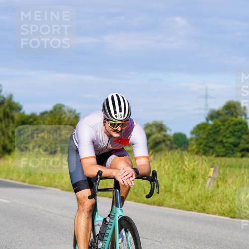 31.08.2025 - Elbe Triathlon Hamburg Michael Burmester http://msf.ph/oto/8664798 31.08.2025 09:26:19 Radfahren 320, 355, 395, 451, 514 meine-sportfotos.de