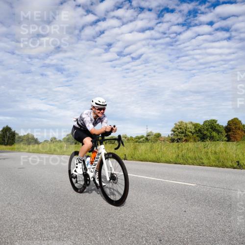 31.08.2025 - Elbe Triathlon Hamburg Michael Burmester http://msf.ph/oto/8664852 31.08.2025 09:59:36 Radfahren 438, 489, 607, 610, 617, 622, 681, 694, 864 meine-sportfotos.de