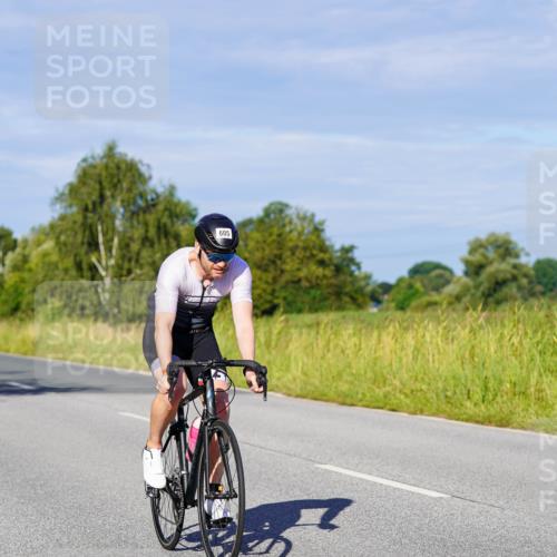 31.08.2025 - Elbe Triathlon Hamburg Michael Burmester http://msf.ph/oto/8665000 31.08.2025 09:27:23 Radfahren 247, 563, 605, 678 meine-sportfotos.de