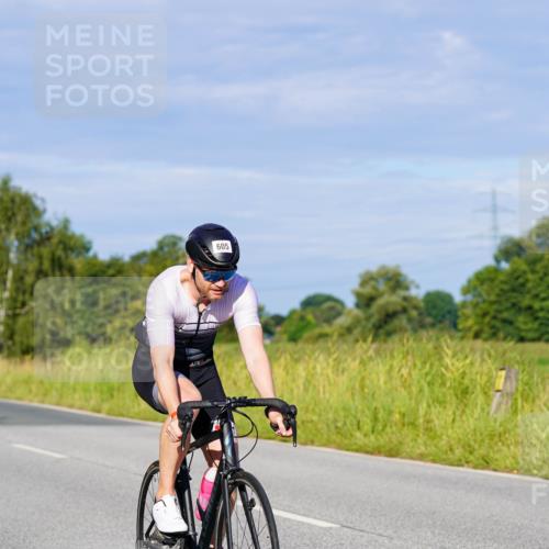 31.08.2025 - Elbe Triathlon Hamburg Michael Burmester http://msf.ph/oto/8665002 31.08.2025 09:27:23 Radfahren 247, 563, 605, 678 meine-sportfotos.de